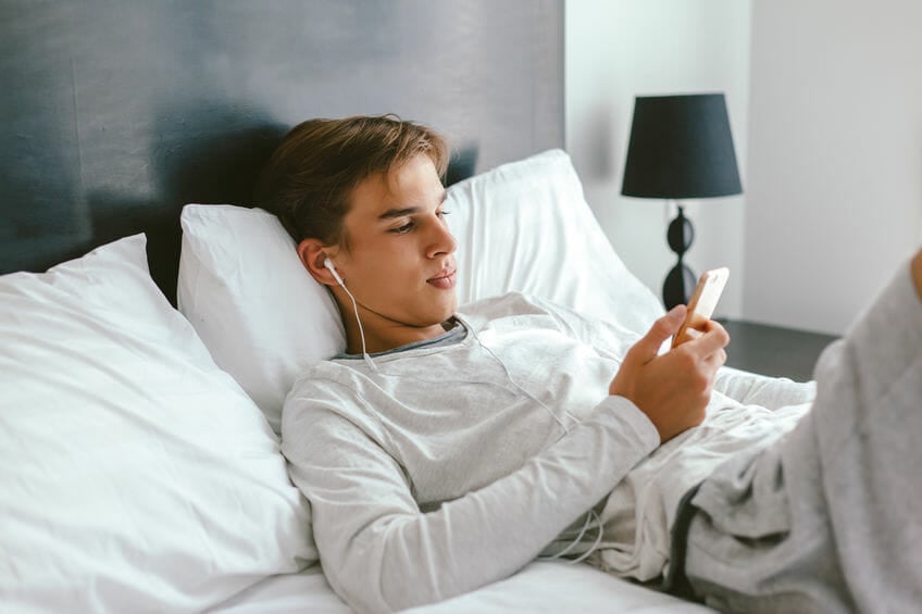 child grinding his teeth, adolescent grinding his teeth, sleep bruxism, TMJ, dr tanenbaum